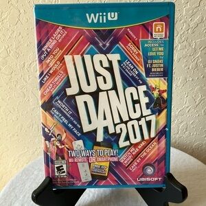WiiU: Just Dance 2017- 40 hit songs- various artists